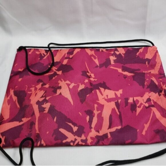 Columbia Colourful Camo Drawstring Backpack Bag Pink Burgundy - Picture 3 of 10